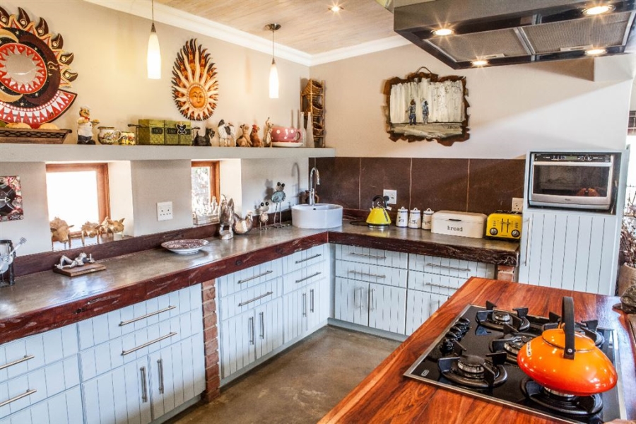 3 Bedroom Property for Sale in The Coves North West